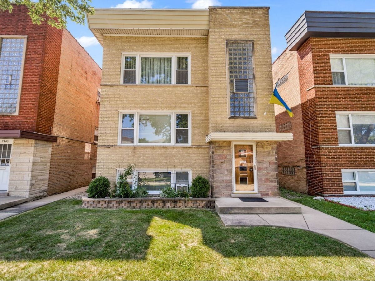  Sold Elmwood Park Illinois, 7907 Belmont