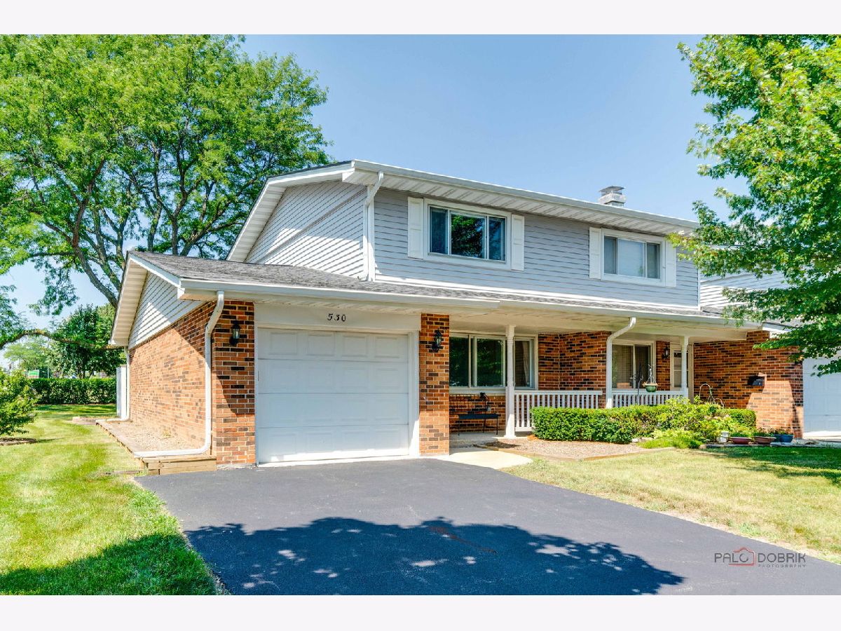 Townhomes Sold Carlisle Cove Schaumburg Illinois, 530 Wiltshire