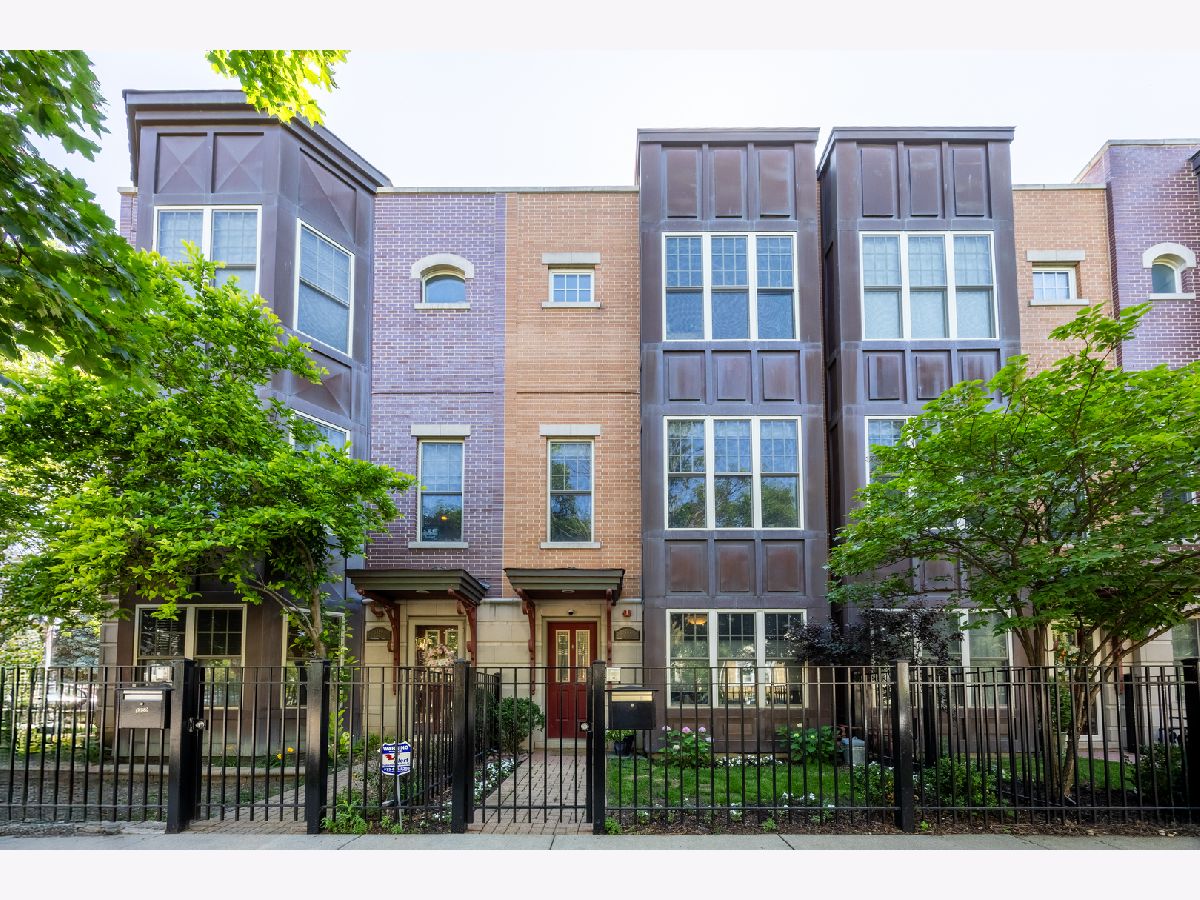 Townhomes For Sale Cornelia Court Chicago Illinois, 3457 Whipple Street