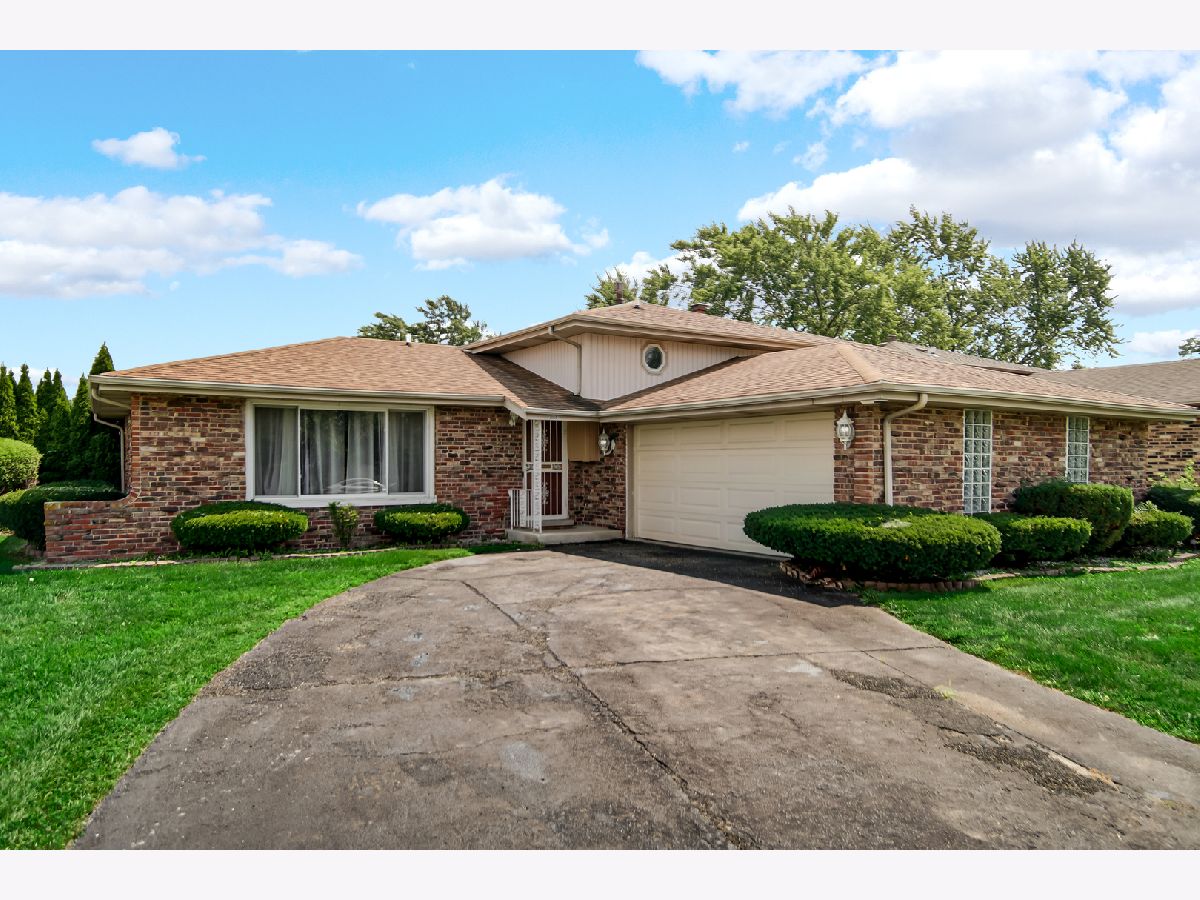  For Sale Lynwood Illinois, 20001 Park Avenue