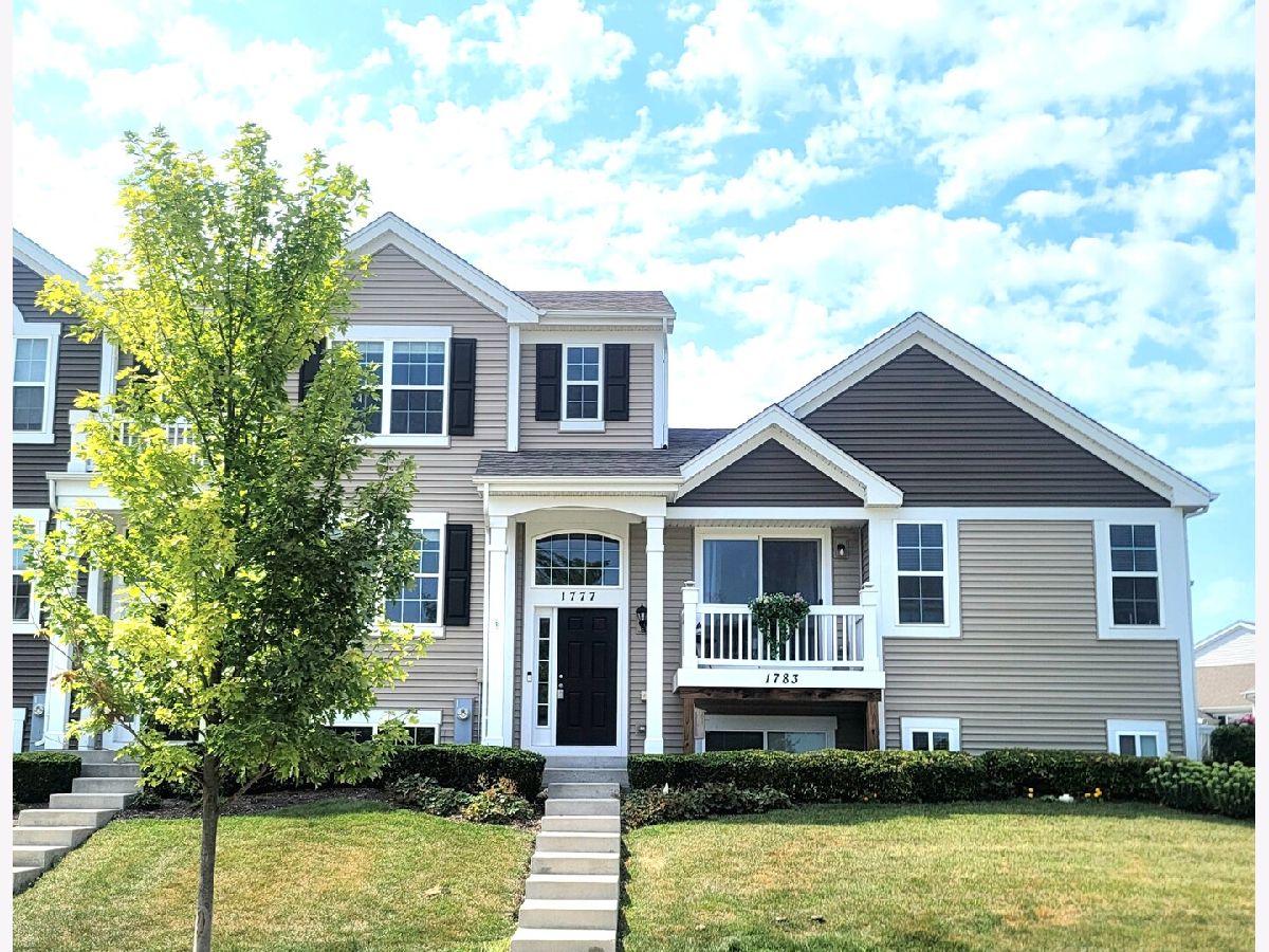  For Rent Pingree Grove Illinois, 1777 Spinnaker