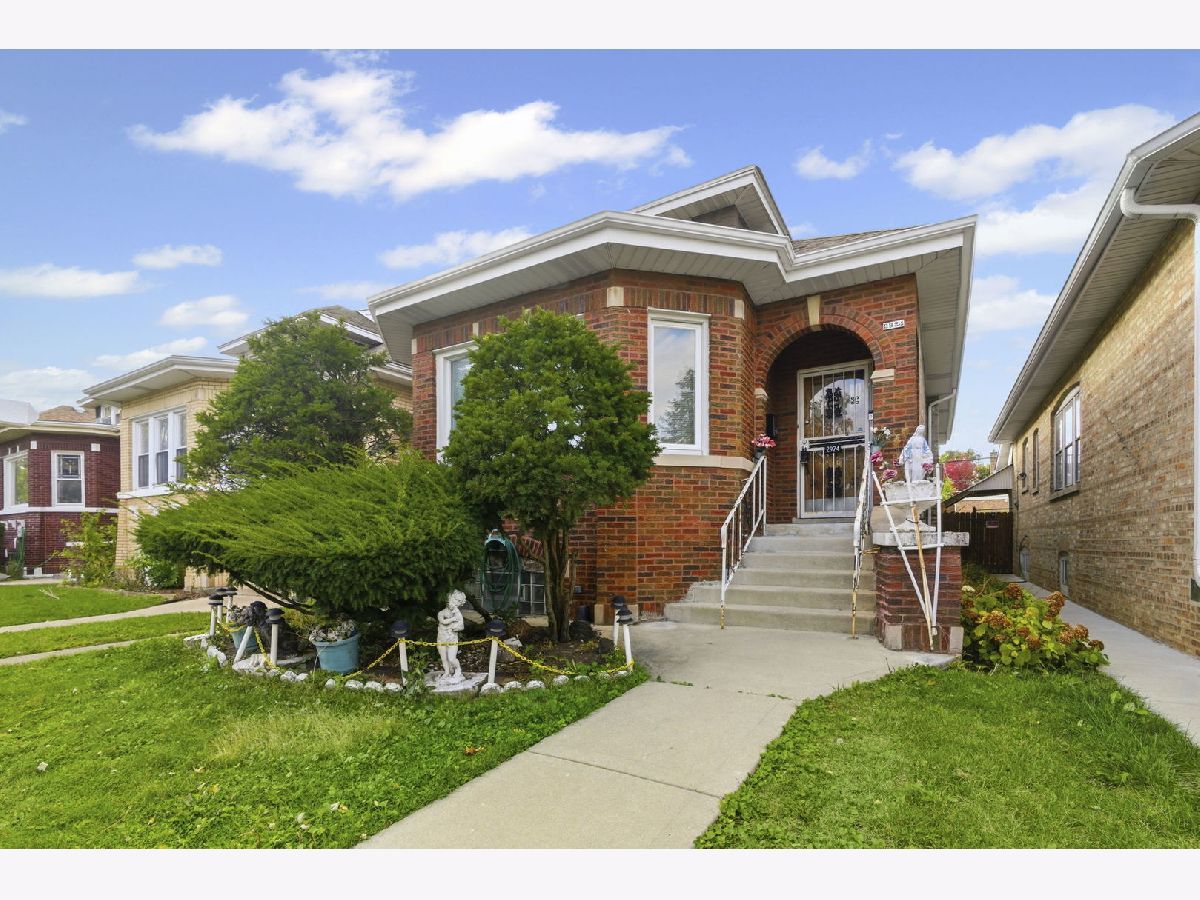 For Sale Chicago Illinois, 2924 Merrimac Avenue