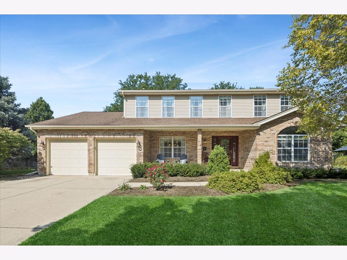 Homes For Sale Fox Valley Country Club Estates North Aurora Illinois, 1306 Clark Street