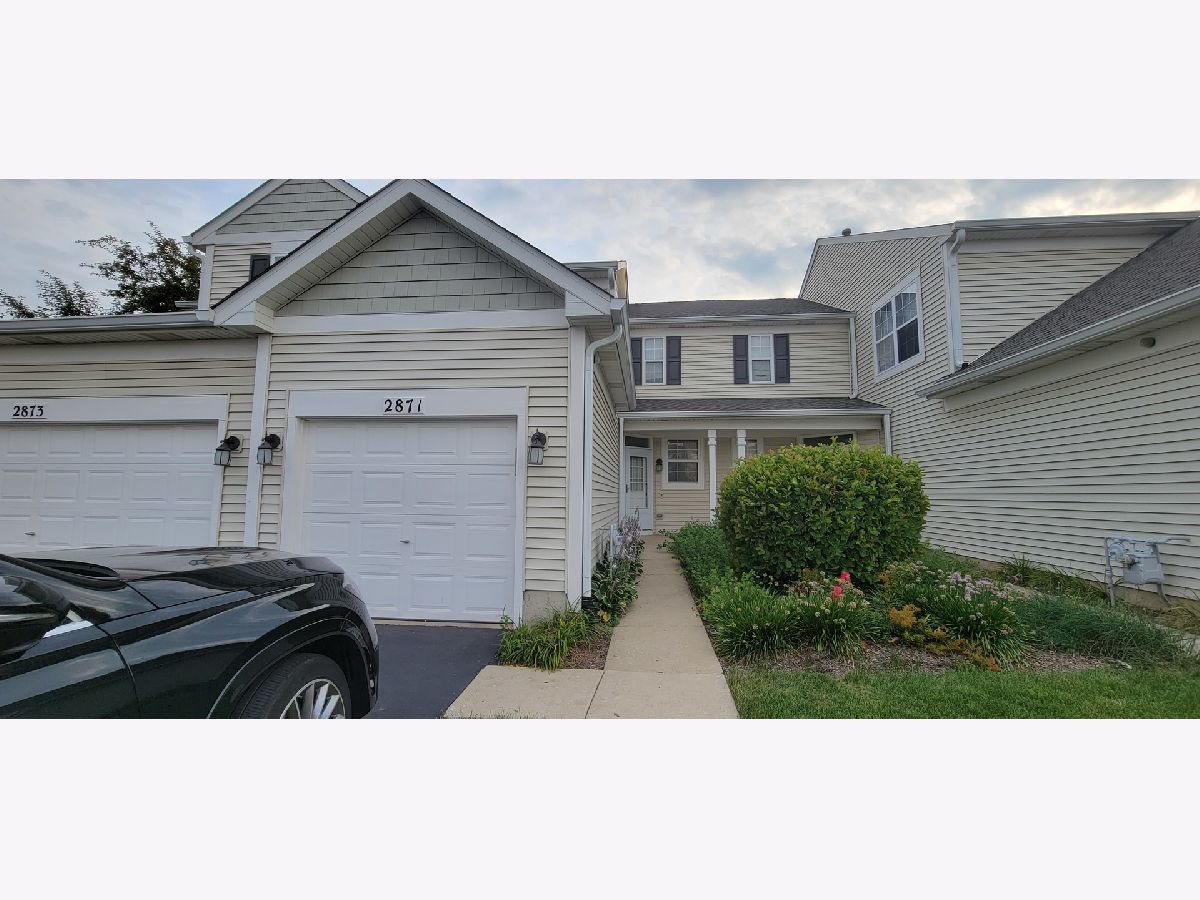 Townhomes & Condos Rented Windridge Naperville Illinois, 2871 Vernal