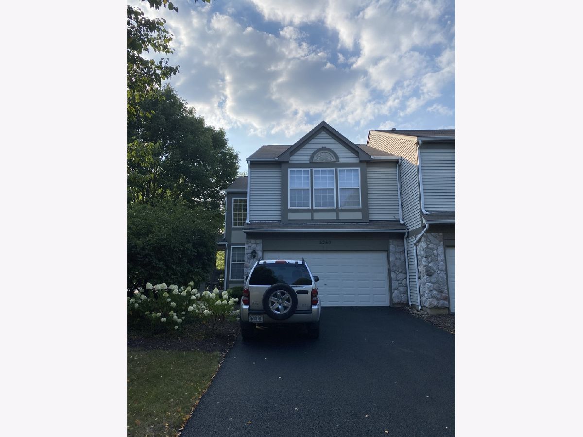  For Rent Aurora Illinois, 3260 Bromley