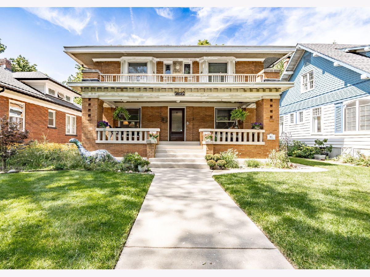  For Sale Elgin Illinois, 1024 Spring Street