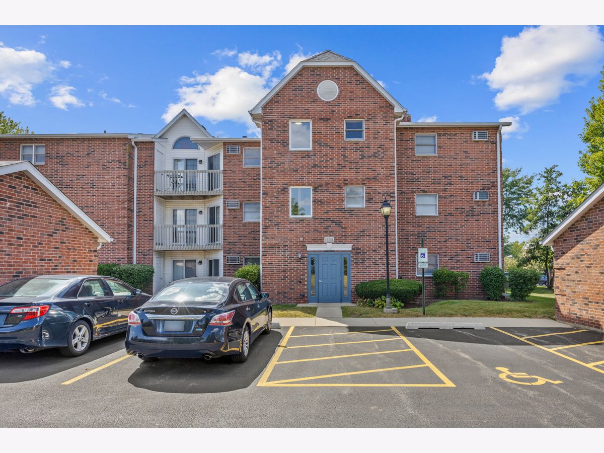  Sold Lake In The Hills Illinois, 1354 Cunat