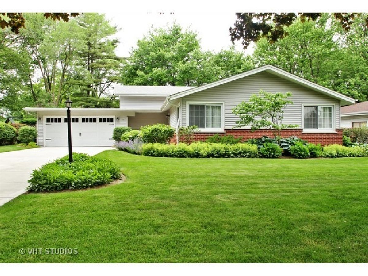  Rented Glenview Illinois, 1408 Longmeadow