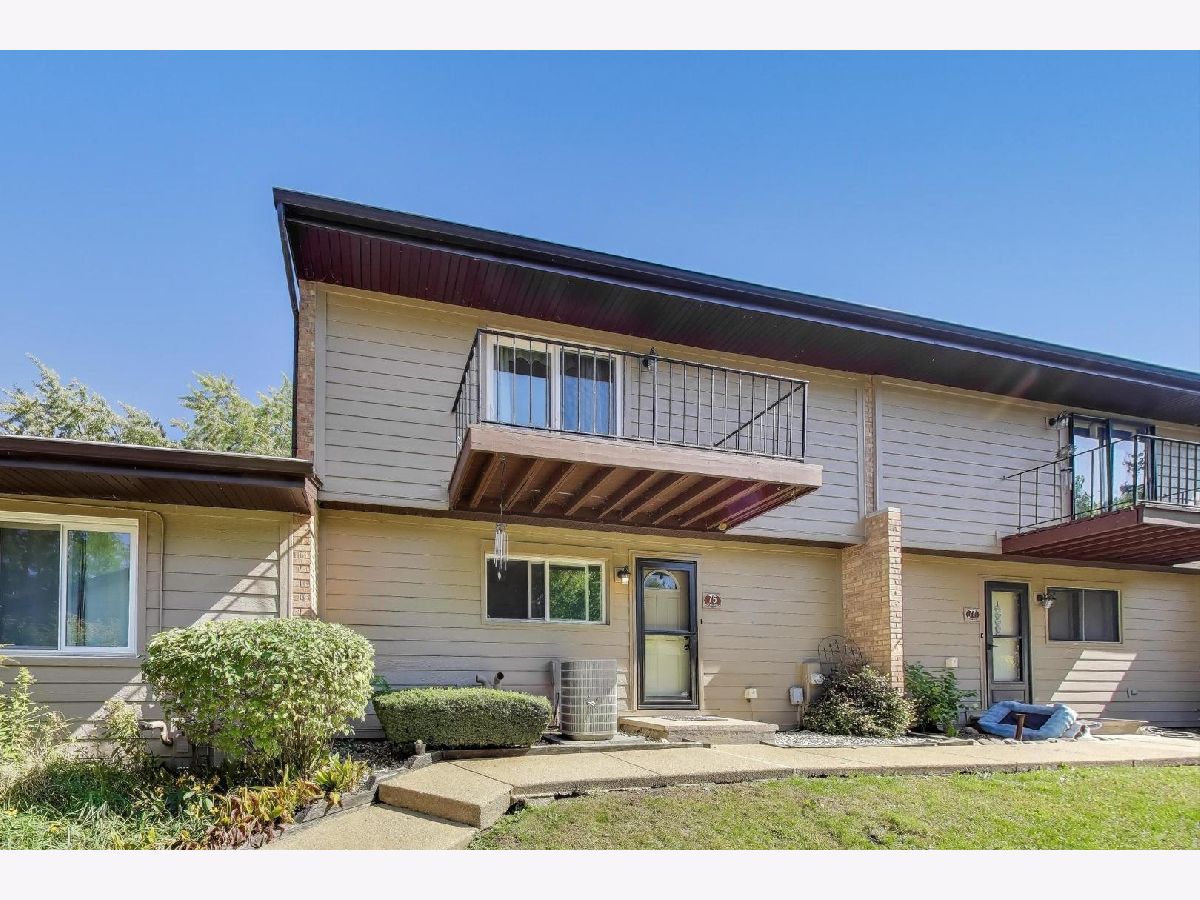  For Sale Fox Lake Illinois, 75 Mariner Lane