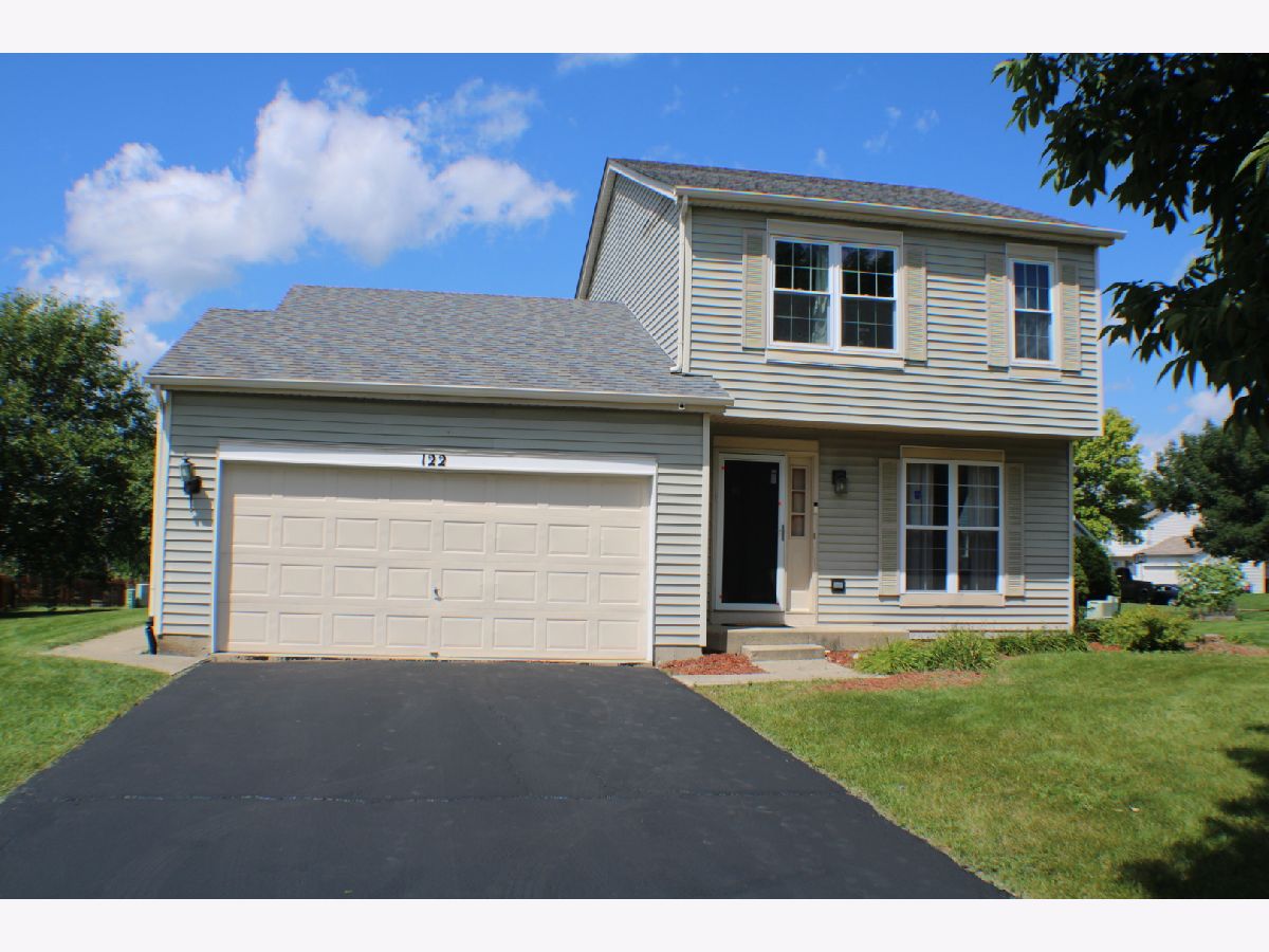 Homes For Sale Weslake Romeoville Illinois, 122 Olde English Court