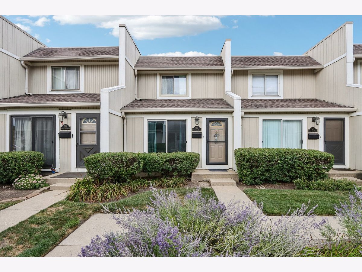  For Sale Grayslake Illinois, 563 Quail Creek Drive