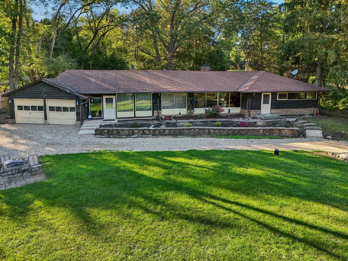  For Sale West Chicago Illinois, 3N050 Timberline Drive