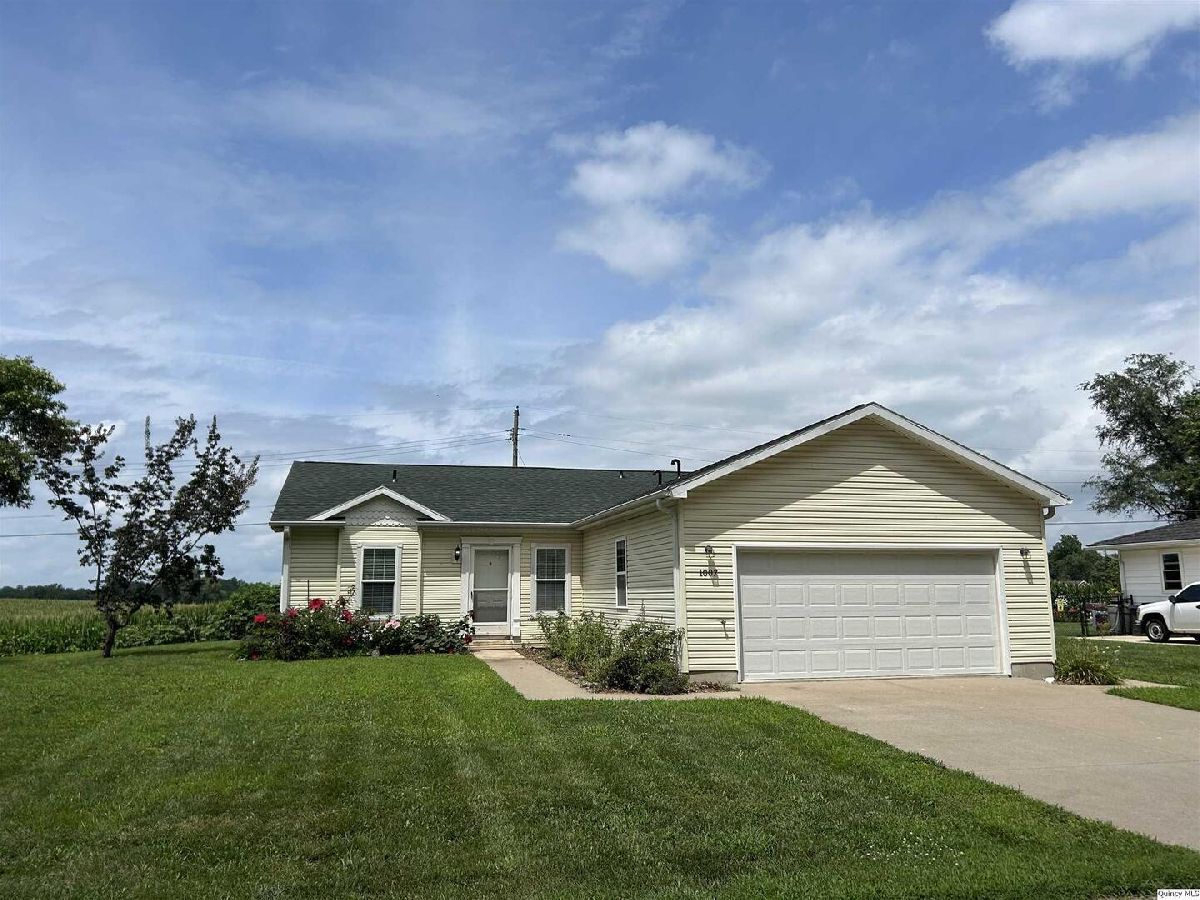  For Sale Quincy Illinois, 1007 Lyn Mar Dr