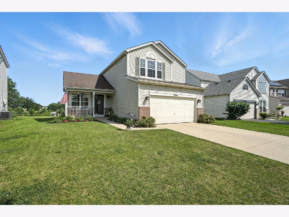 Homes For Sale Weslake Romeoville Illinois, 2064 Sutcliffe Drive