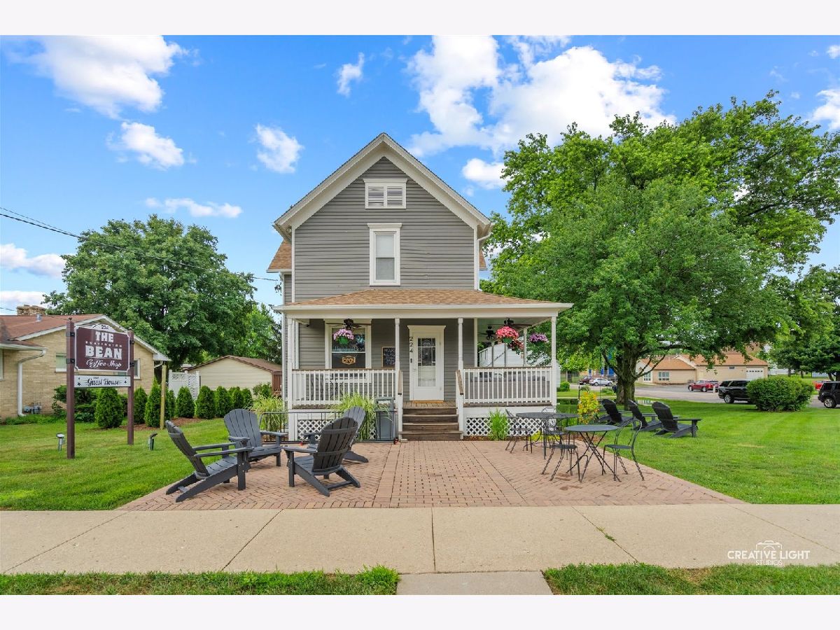  For Sale Burlington Illinois, 224 Main Street