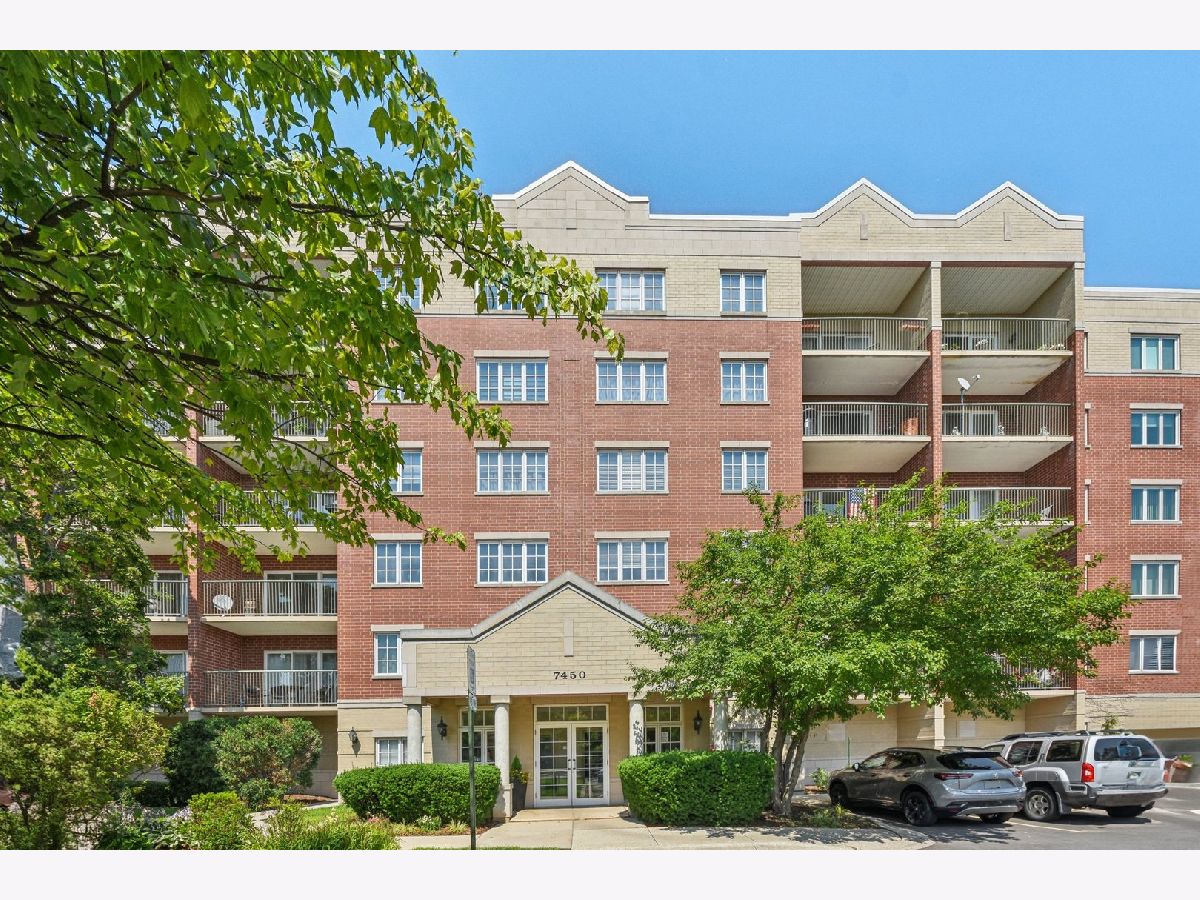  Sold Skokie Illinois, 7450 Lincoln