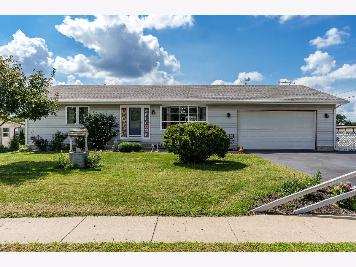  For Sale Machesney Park Illinois, 8424 Victory Lane