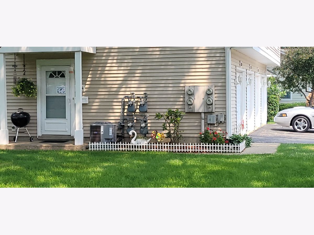  Sold Wheeling Illinois, 1244 Nova