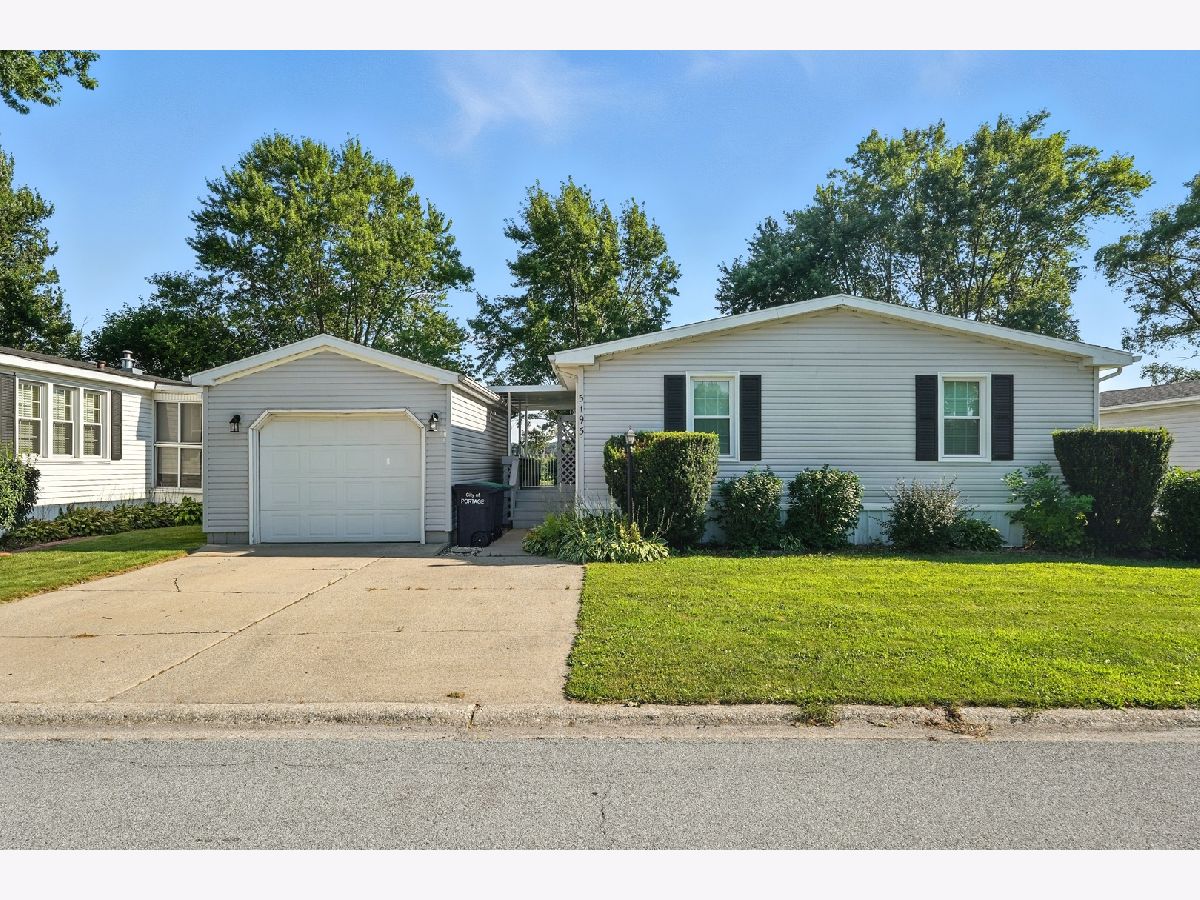  For Sale Portage Indiana, 5193 Foxmoor Avenue
