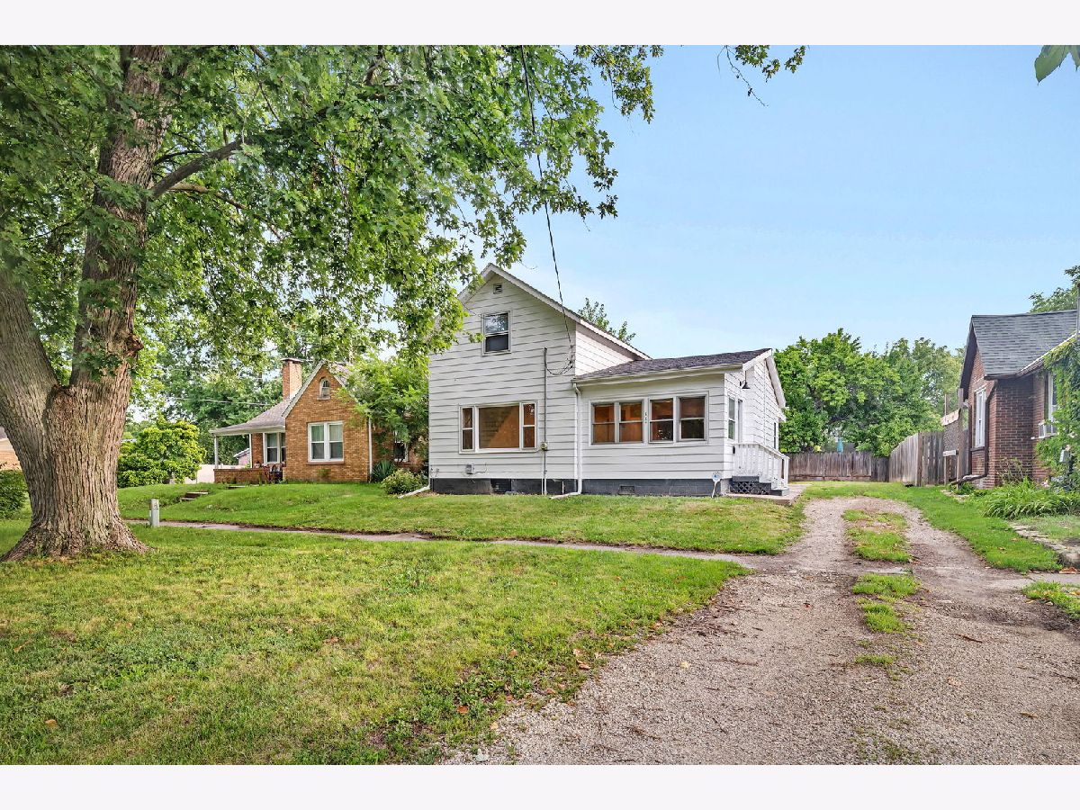  For Sale Marseilles Illinois, 584 Broadway Street
