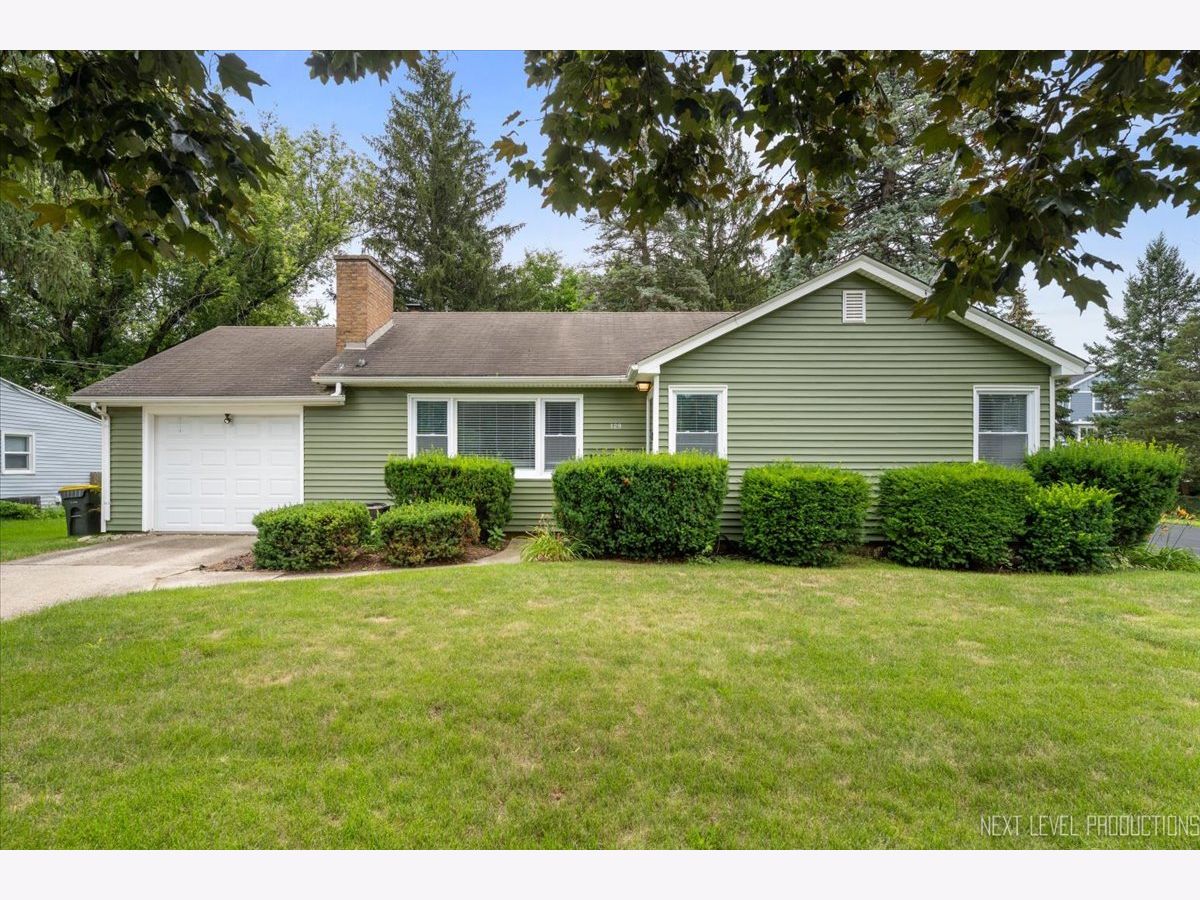  For Sale Cary Illinois, 129 Weaver Drive