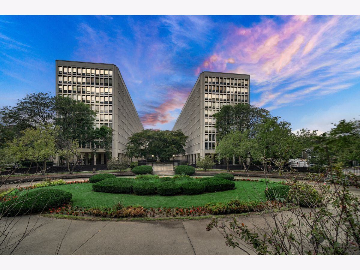 Sold Chicago Illinois, 1401 55th