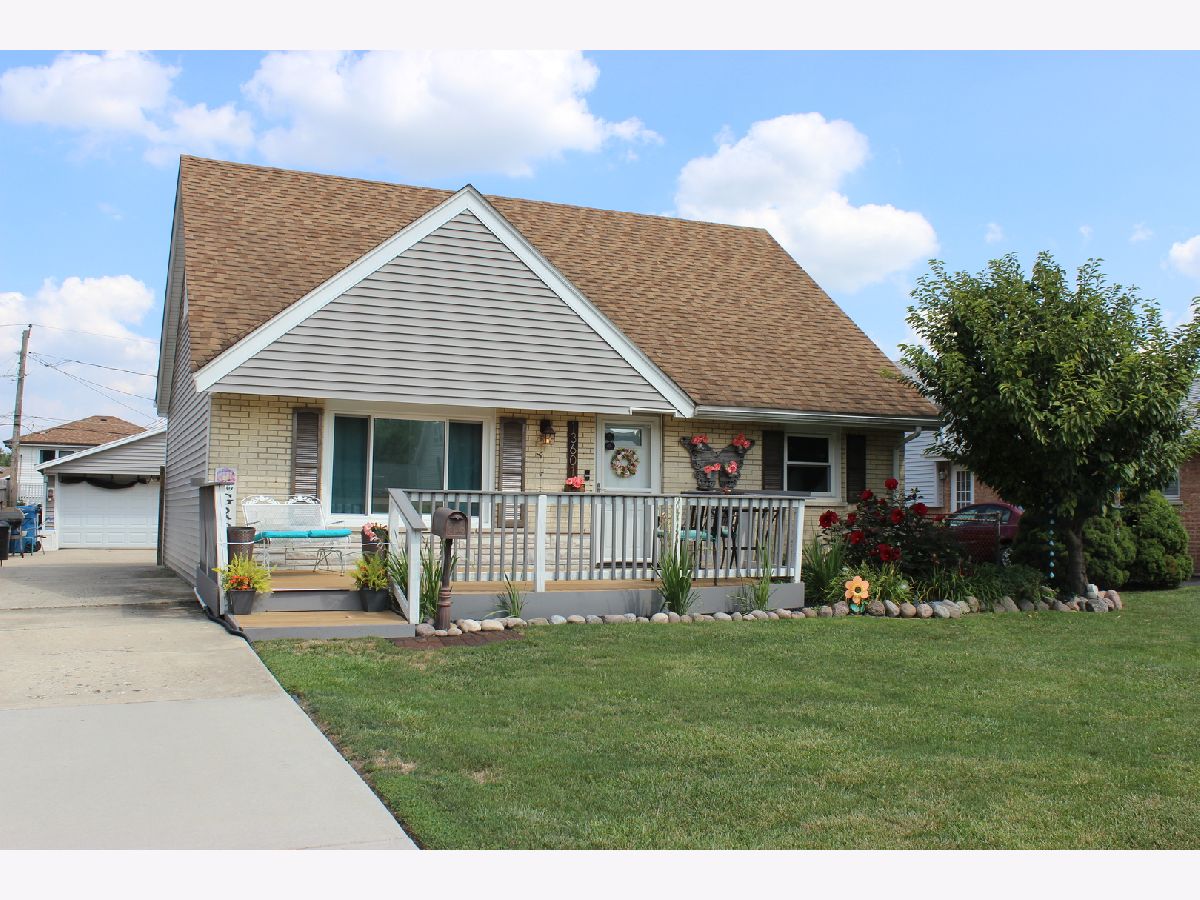  For Sale Crestwood Illinois, 13601 South End Lane