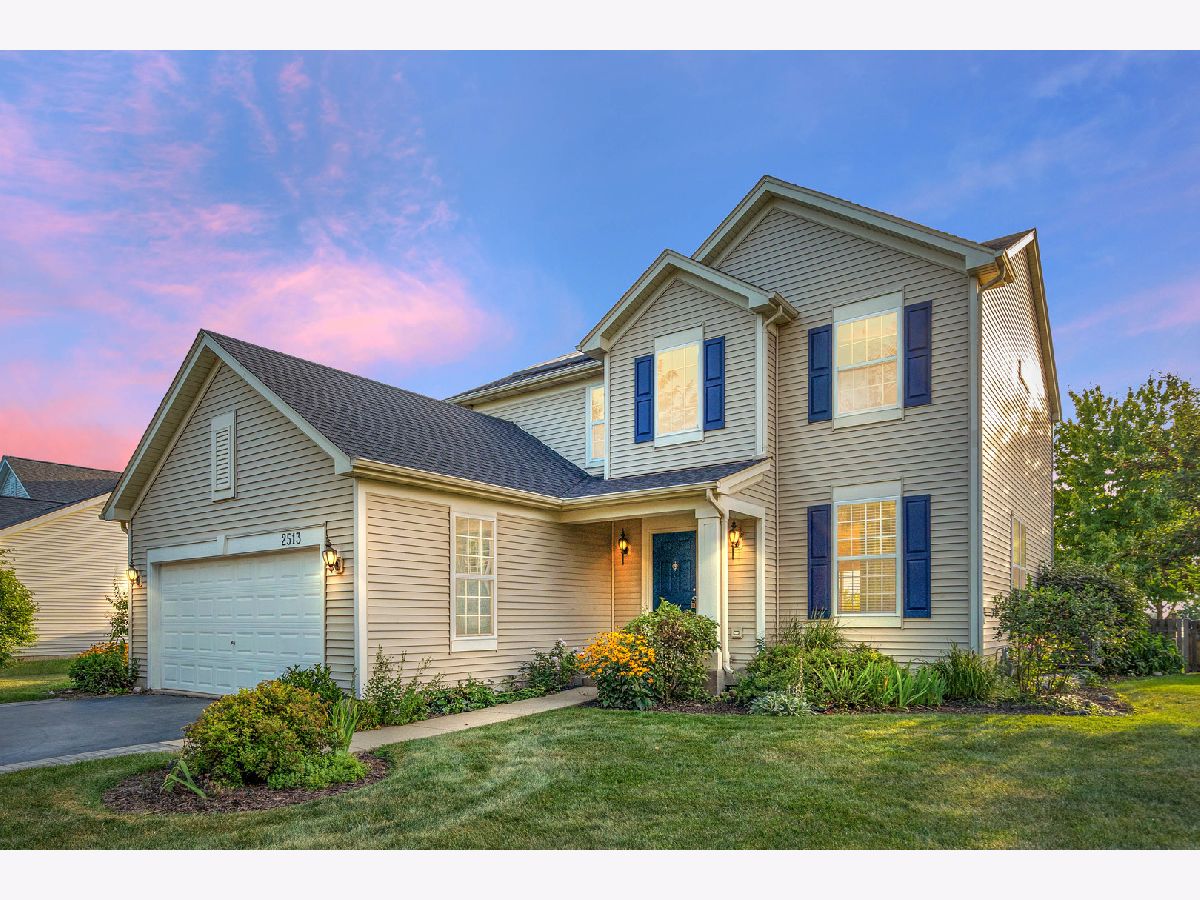  For Rent Montgomery Illinois, 2513 Simon