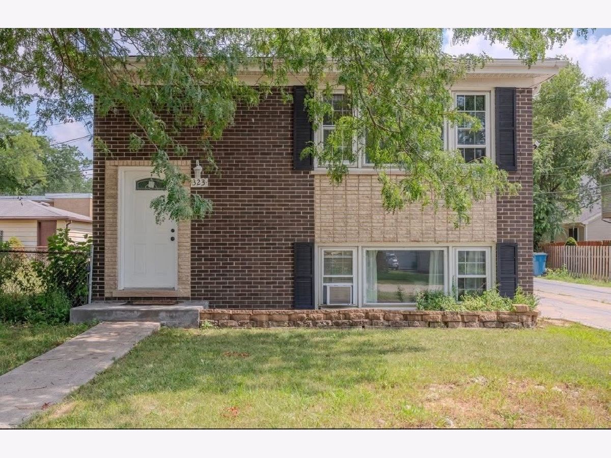  For Rent Bensenville Illinois, 323 Marshall