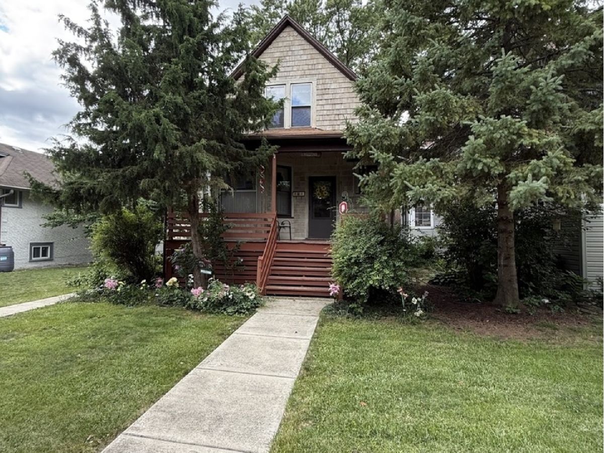 Sold Oak Park Illinois, 819 Mapleton