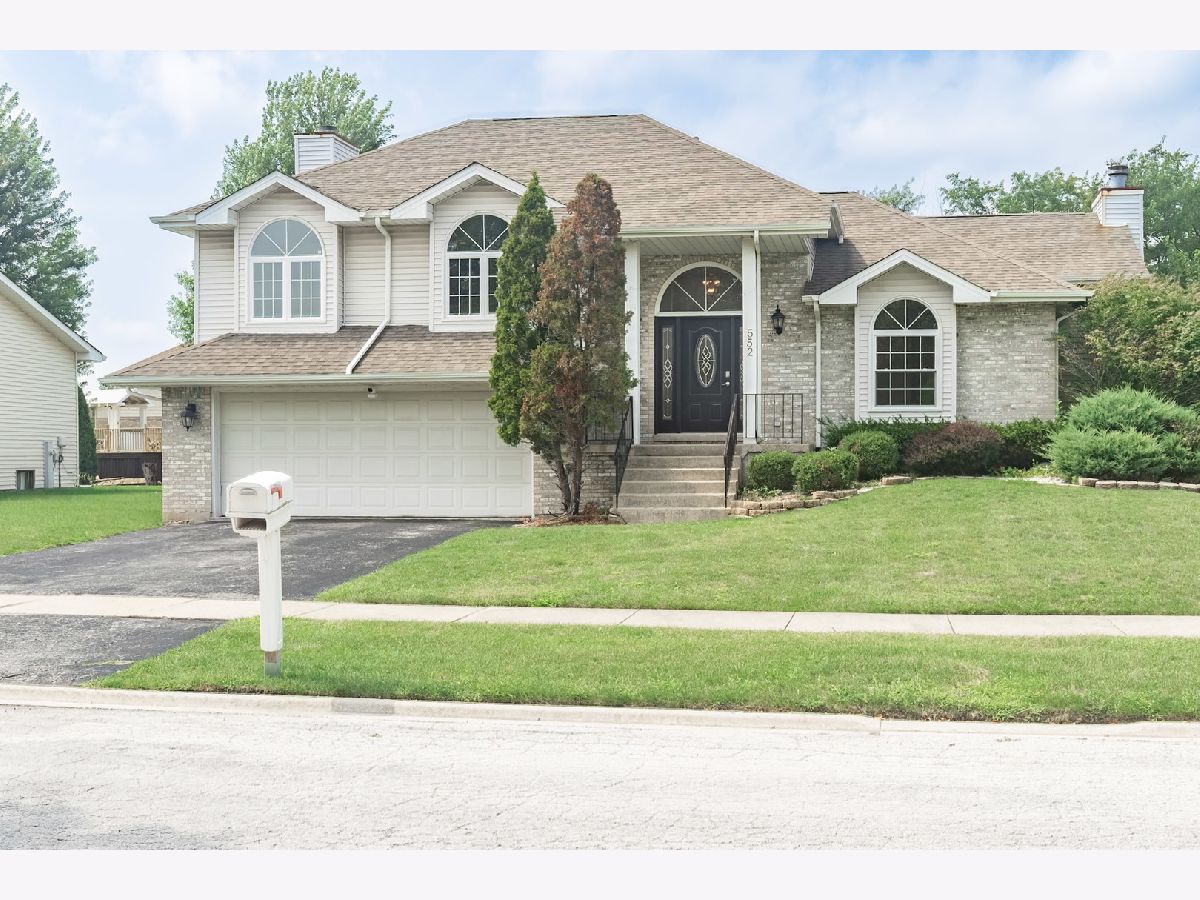 Homes Sold Butterfield Place Matteson Illinois, 552 Academy