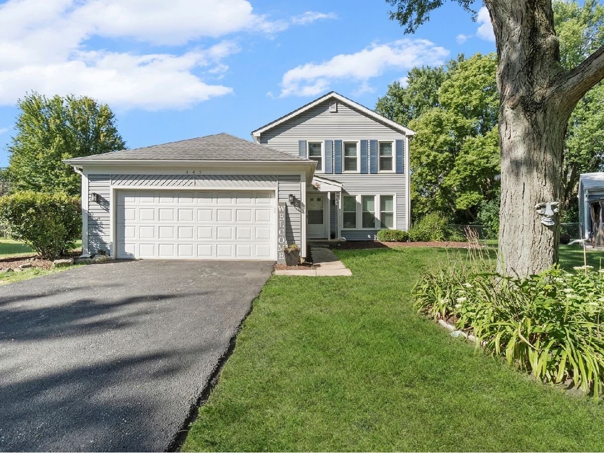 Homes & Condos & Townhomes For Sale Old Farm Naperville Illinois, 445 Travelaire Avenue