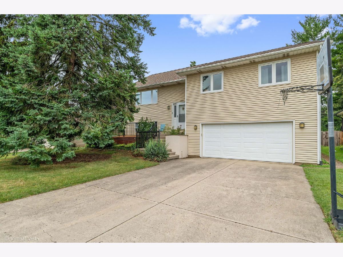  For Sale Lincolnshire Illinois, 20698 Eugene Avenue