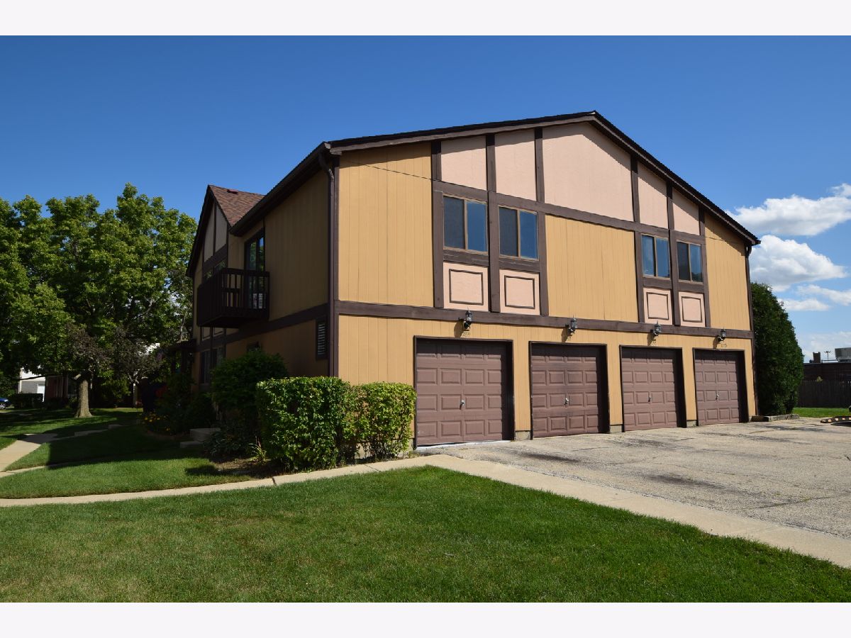 Condos & Townhomes For Sale Inverrary Palatine Illinois, 1259 Inverrary Lane