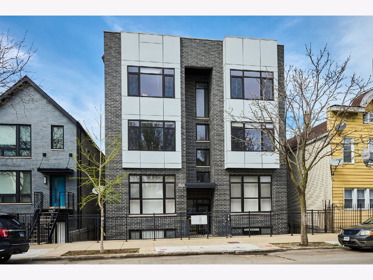  Rented Chicago Illinois, 1338 Cullerton