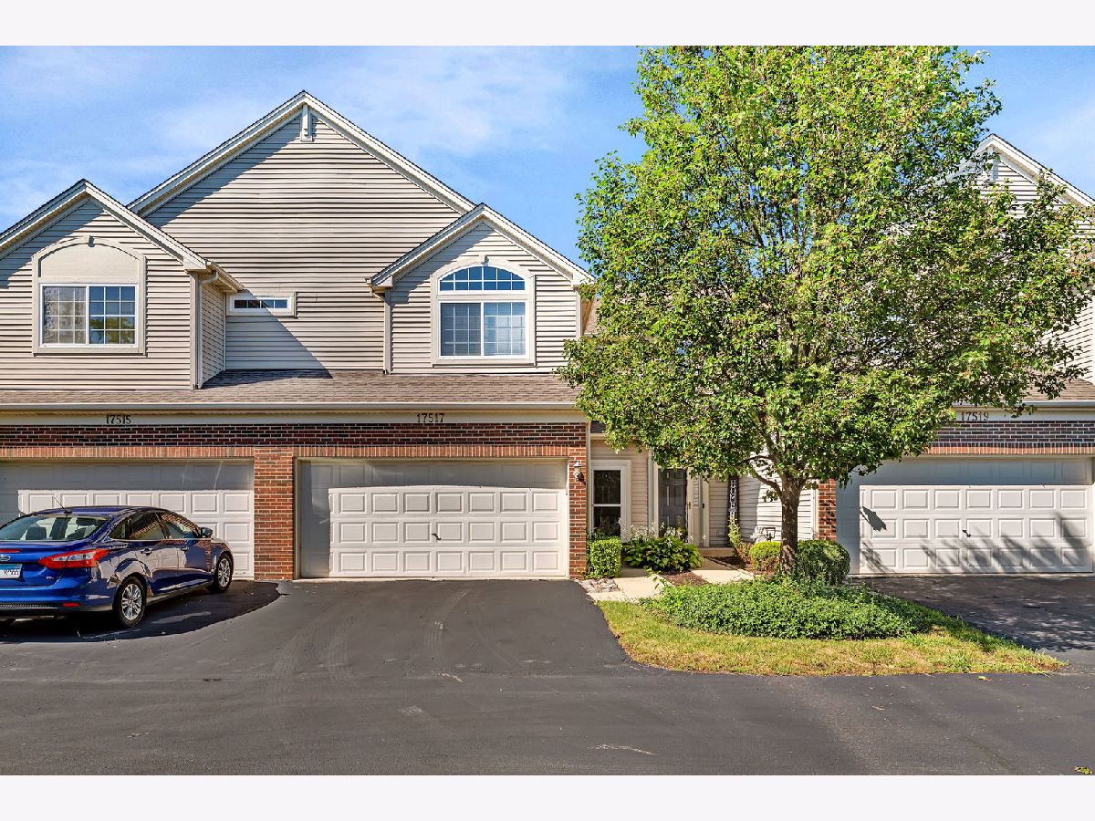 Townhomes & Homes Sold Willow Walk Lockport Illinois, 17517 Gilbert