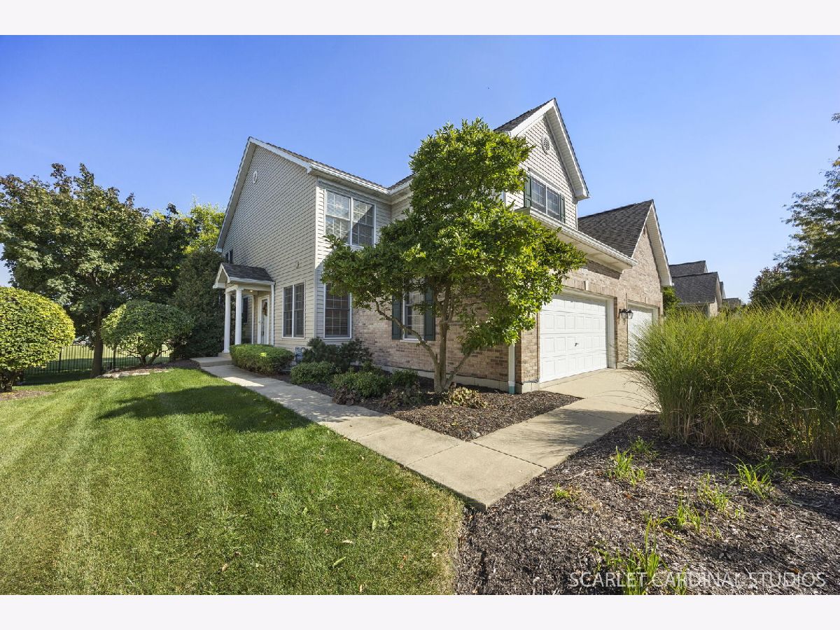 Townhomes For Sale Mission Court Winfield Illinois, 1N153 Mission Court