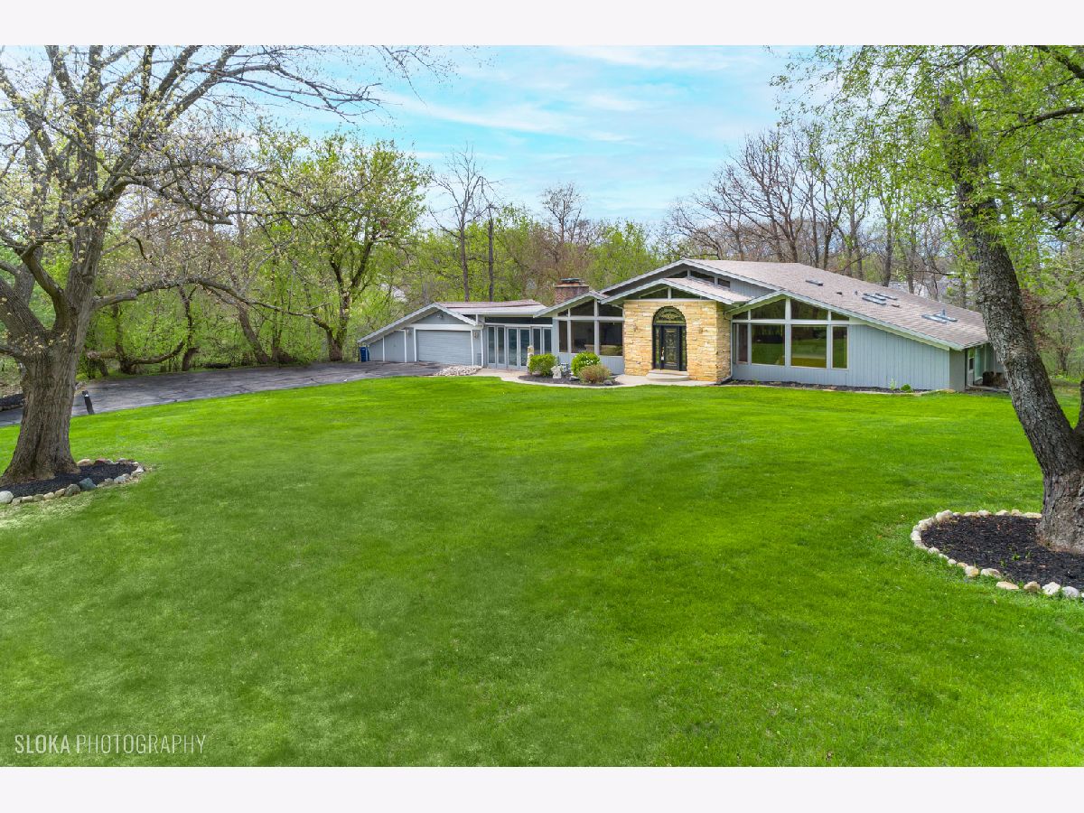  For Sale Lake Barrington Illinois, 184 A River Road