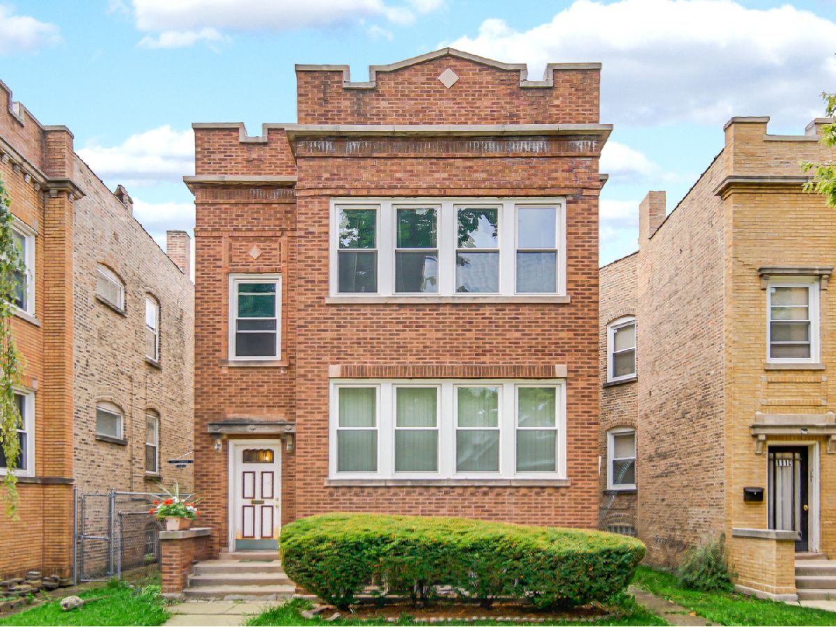  For Sale Chicago Illinois, 1108 Massasoit Avenue