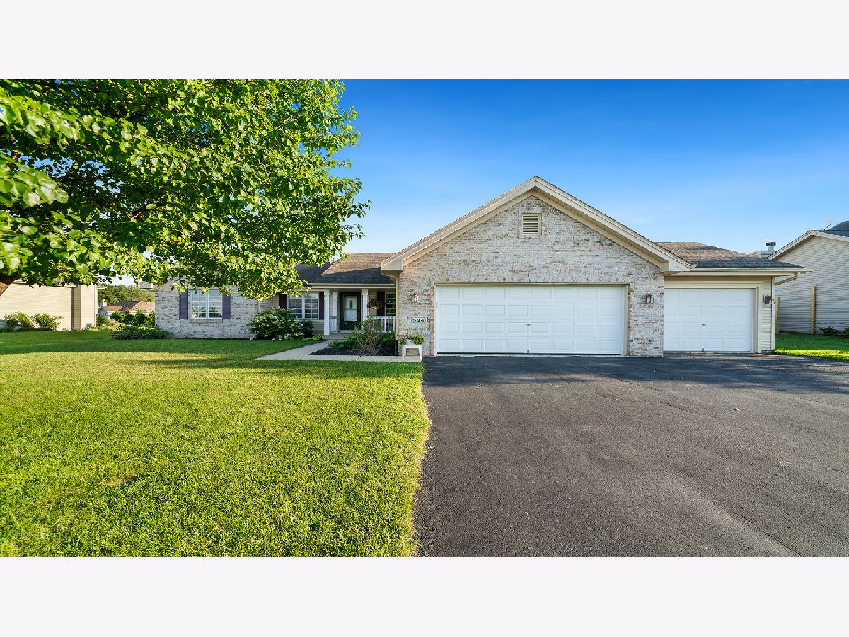  For Sale Stillman Valley Illinois, 534 Westfield Drive