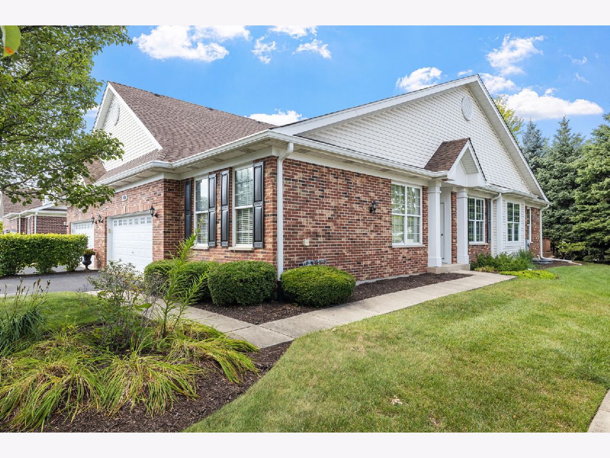 Townhomes For Sale Hampton Park Naperville Illinois, 2801 Bond Circle