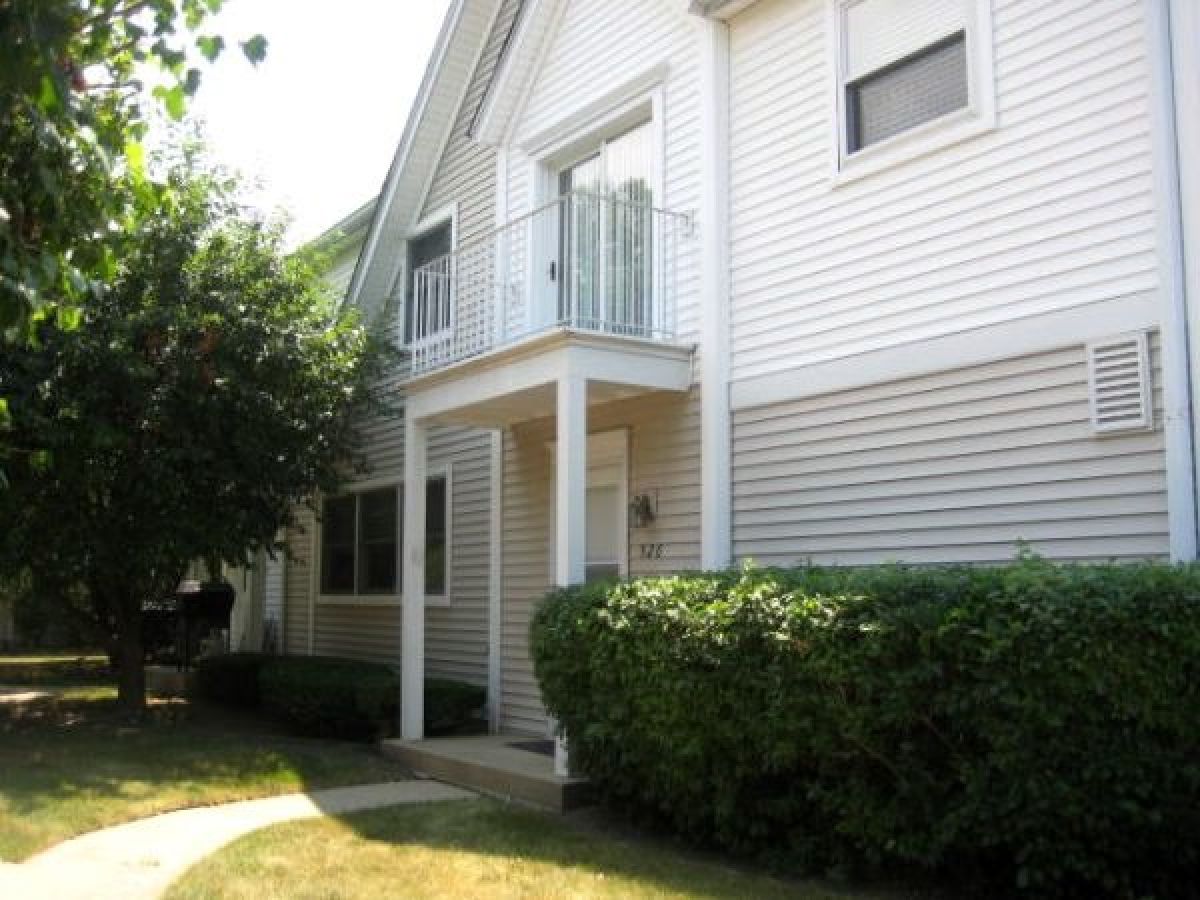 Townhomes & Condos Sold Inverrary Deerfield Illinois, 526 Inverrary