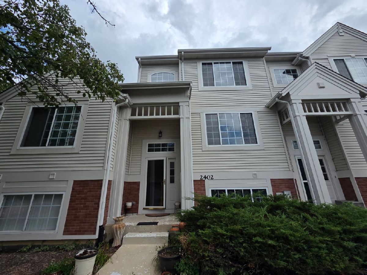 Townhomes & Condos For Rent Ogden Pointe At The Wheatlands Aurora Illinois, 2402 Oakfield