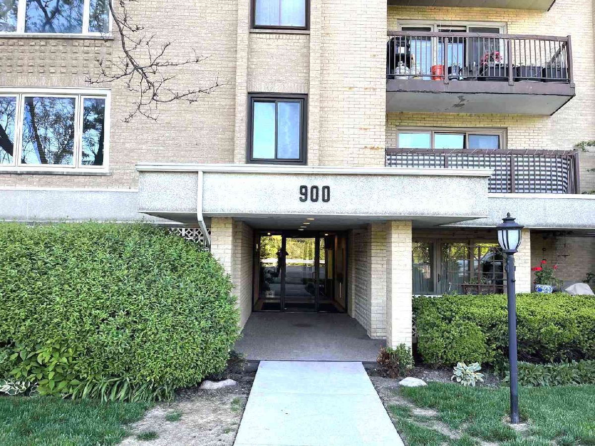  Sold Des Plaines Illinois, 900 River