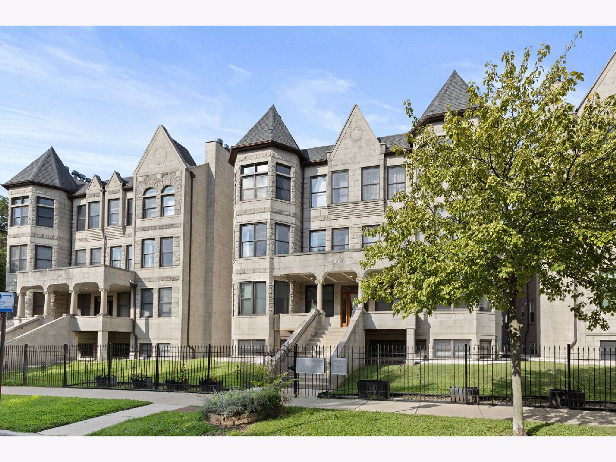  For Sale Chicago Illinois, 3976 Ellis Avenue