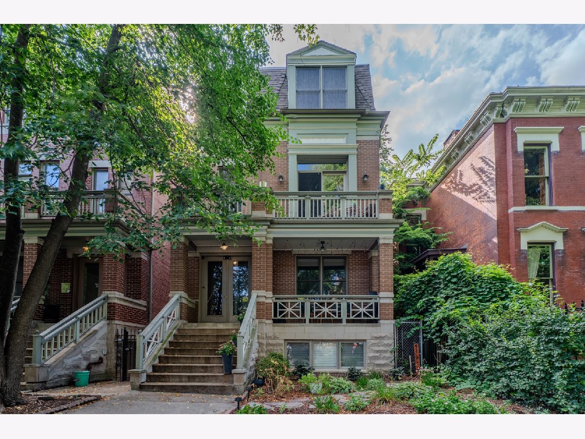  Rented Chicago Illinois, 1550 Hoyne