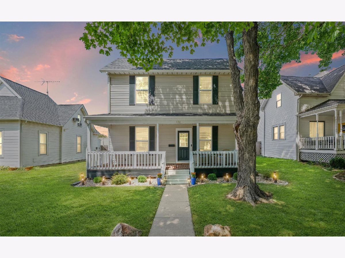  For Sale Tuscola Illinois, 108 Daggy Street