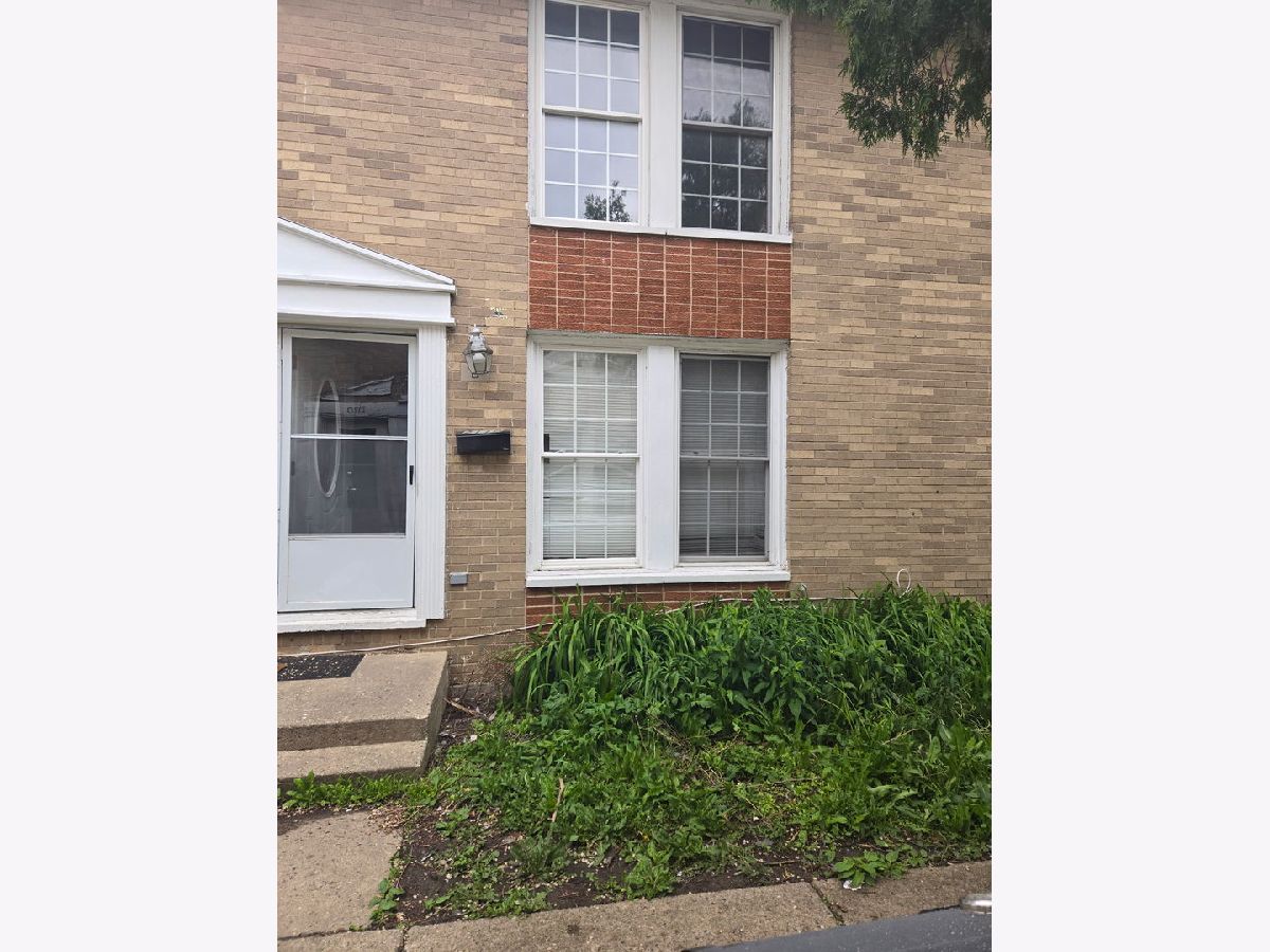  For Rent Zion Illinois, 2110 Hebron