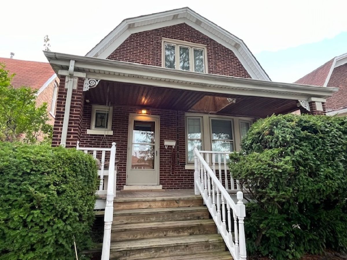 Sold Chicago Illinois, 6135 Massasoit