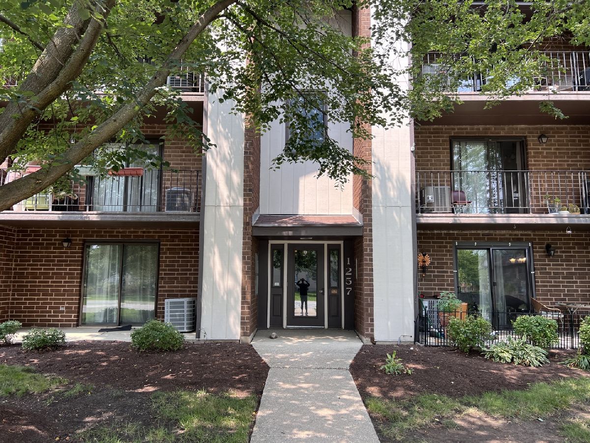  Sold Naperville Illinois, 1257 Chalet